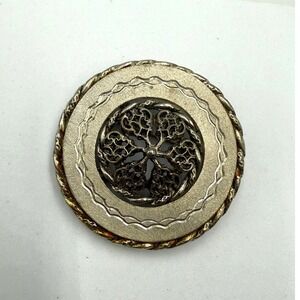 Pastelli Vintage Round‎ Filigree Brooch Gold Tone Textured Openwork Floral Pin